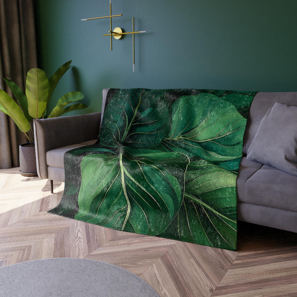 Botanical Emerald Leaves Luxurious Crushed Velvet Blanket, Cozy Throw for Home Decor, Leaf Pattern Soft Blanket, Greenery Decor